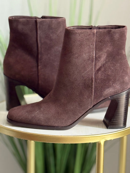#219 Gina Suede Boots