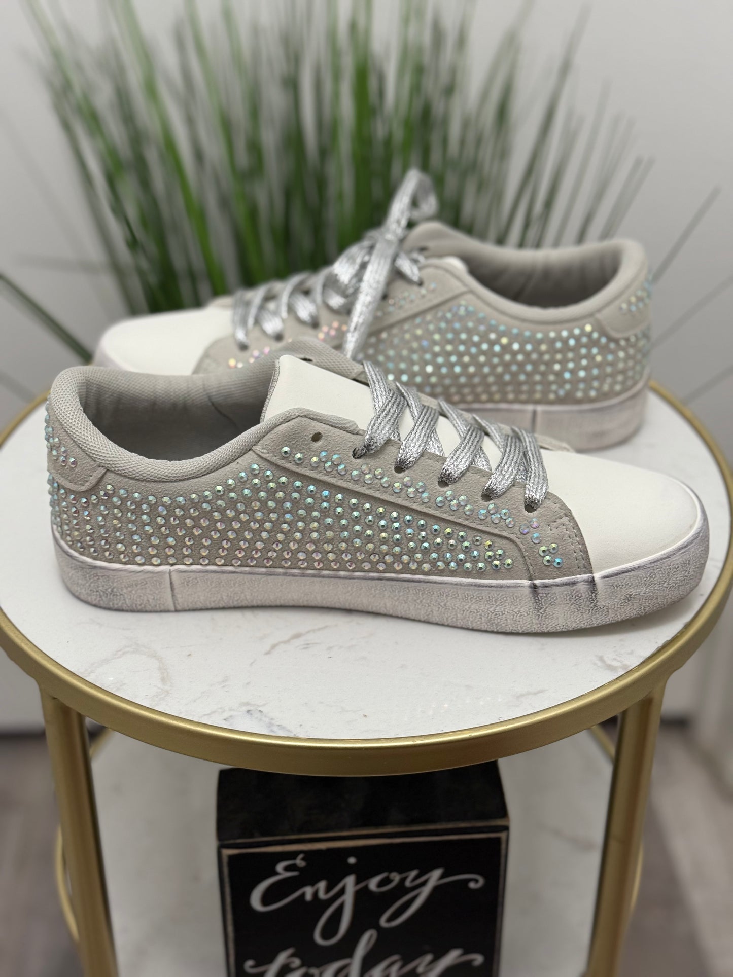#360 Lily Blling Sneaker