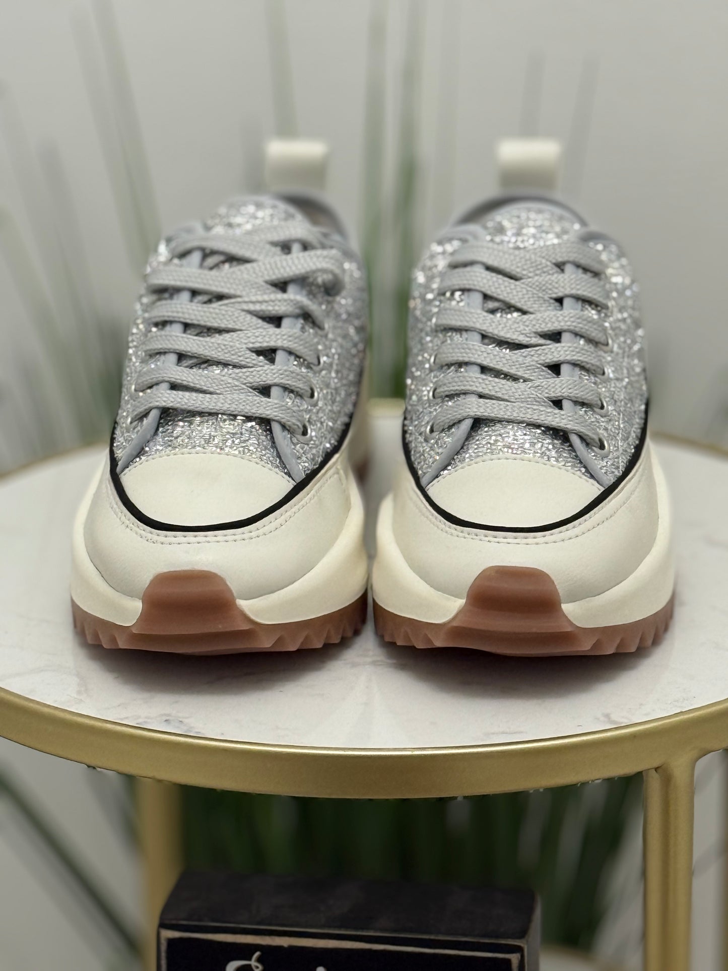 #61 Silver Sneaker (👀 size recommendations)