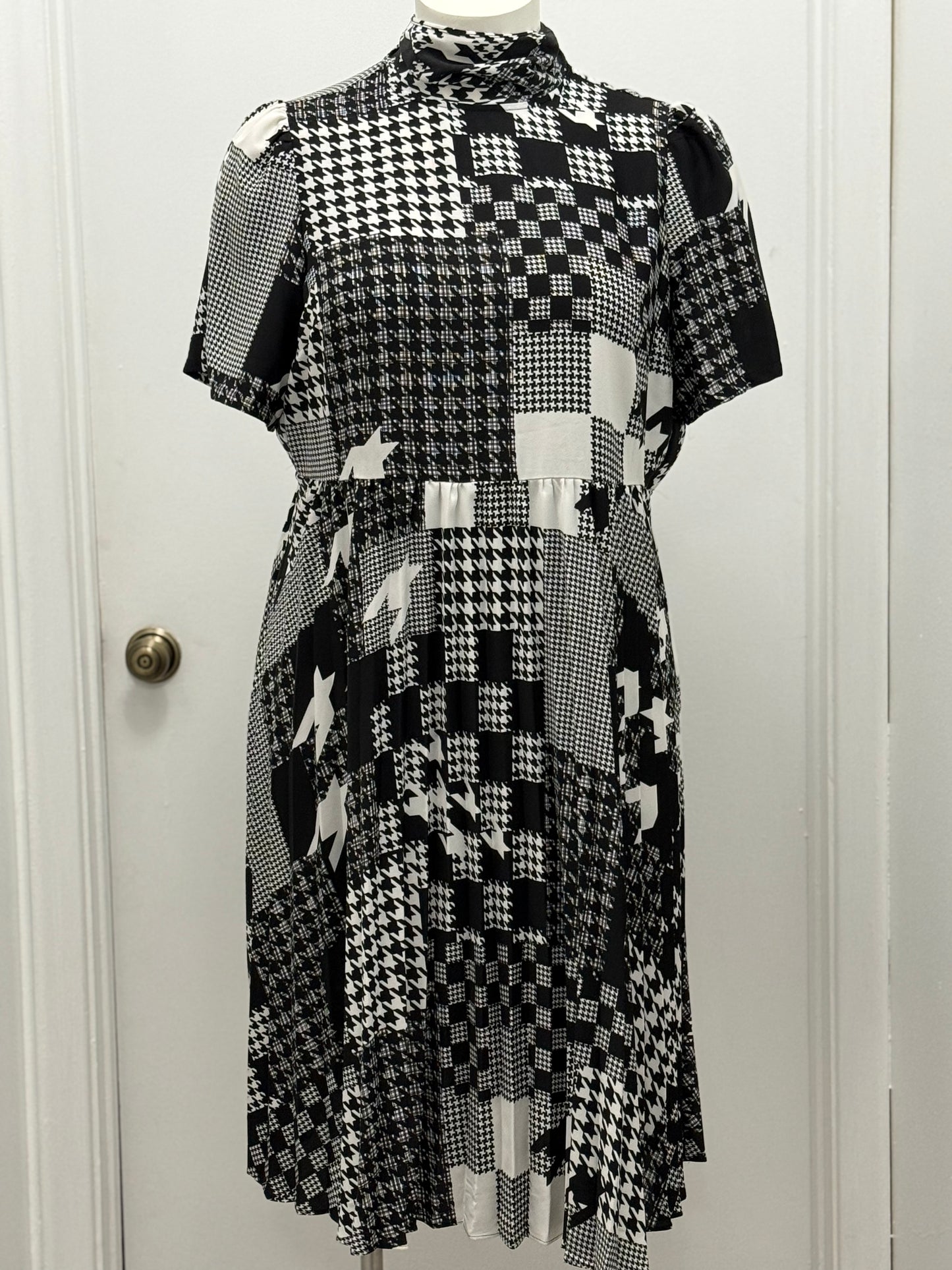 #15 Houndstooth Dress