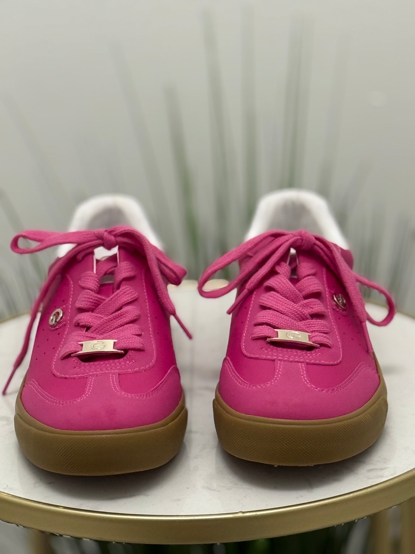 #309 G Pink Lady Sneakers