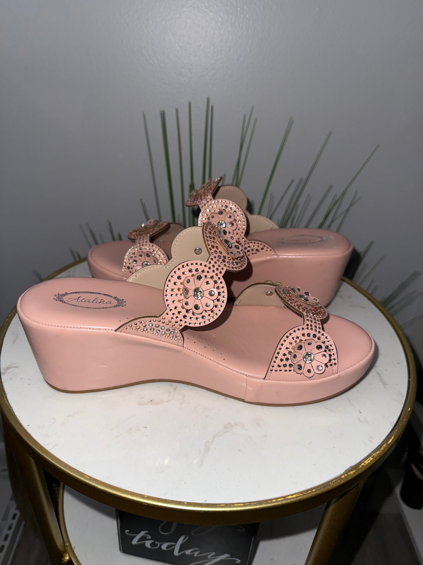 #196 Atalia Wedges