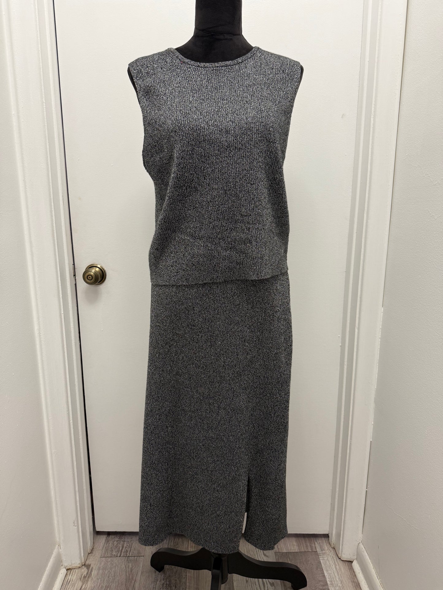 #124 2pc Skirt Set
