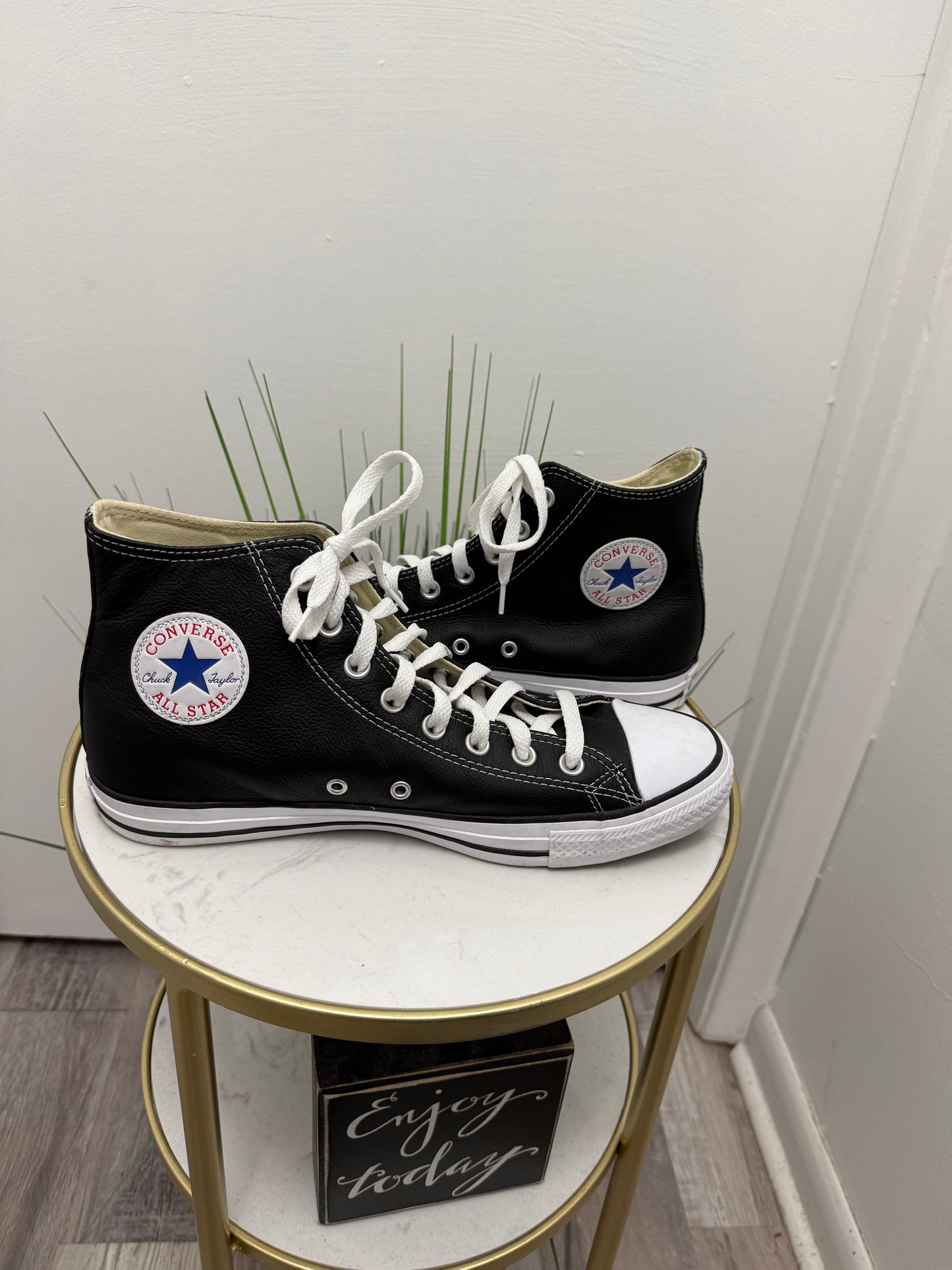 #206 Leather Chuck High Top Sneakers