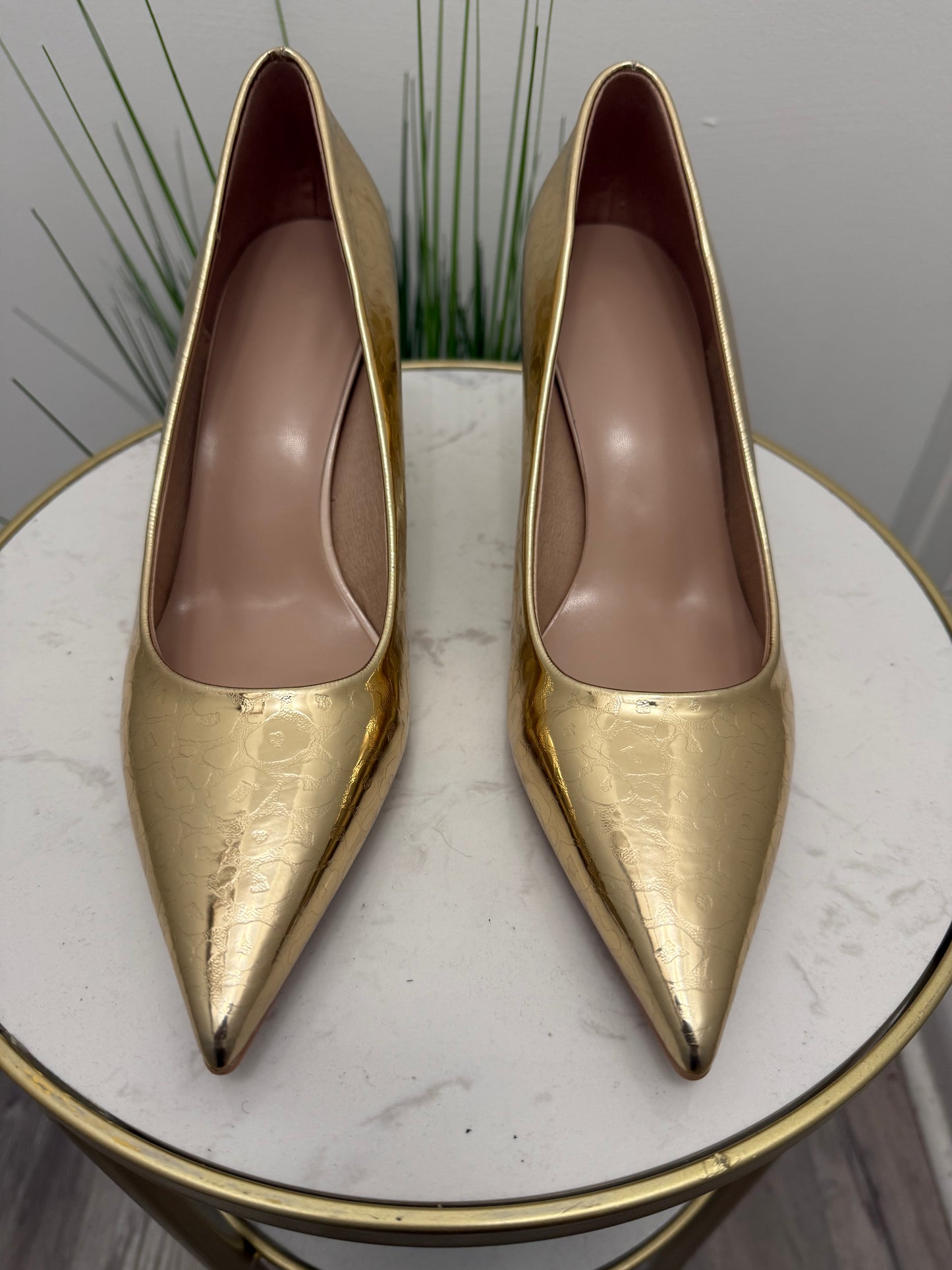 #364 Gold Animal