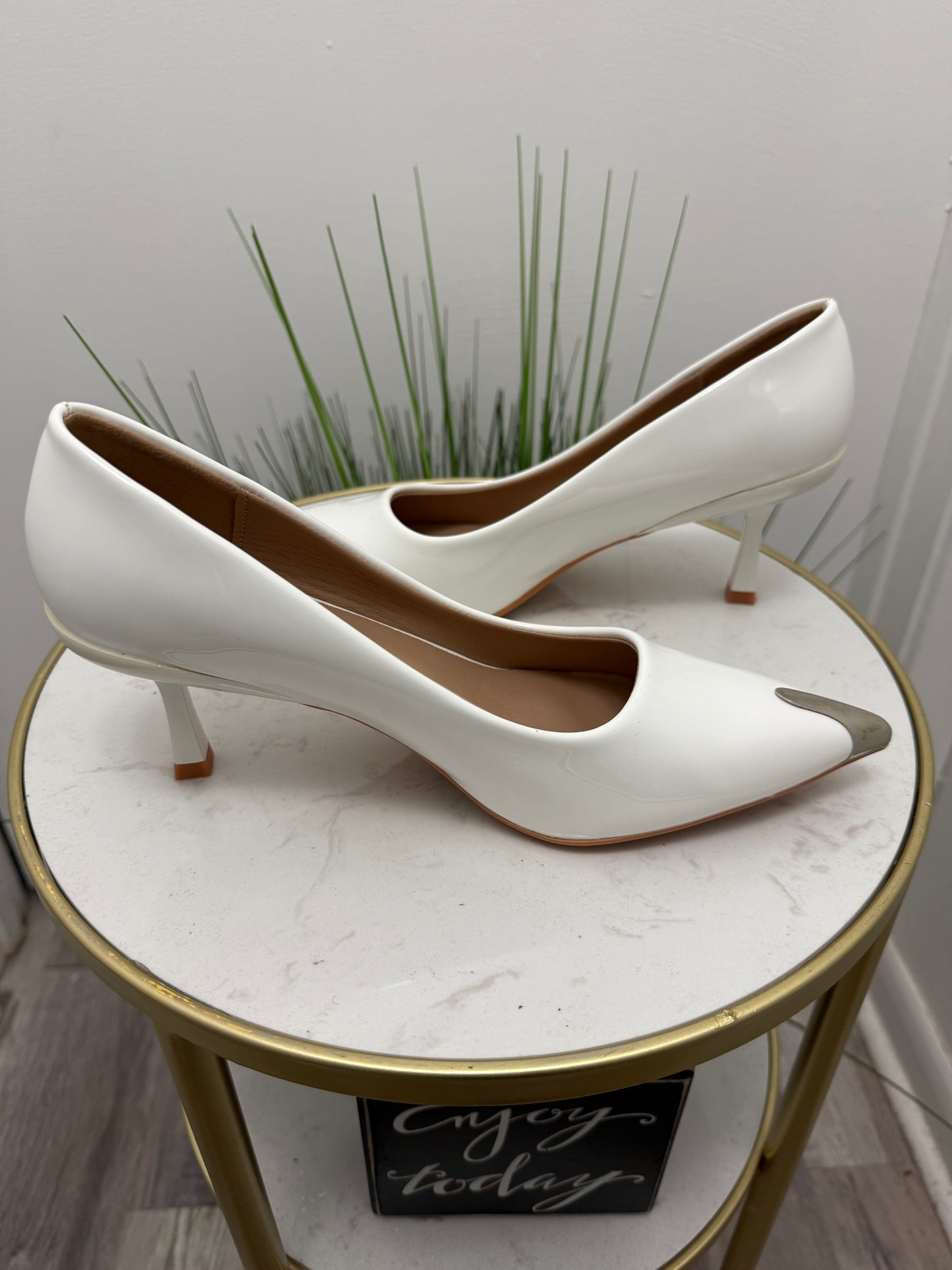 #361 First Sunday Pumps