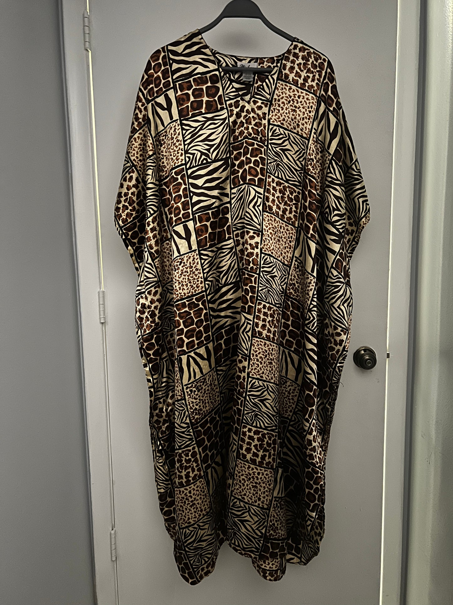 #322 Animal Print Kaftan
