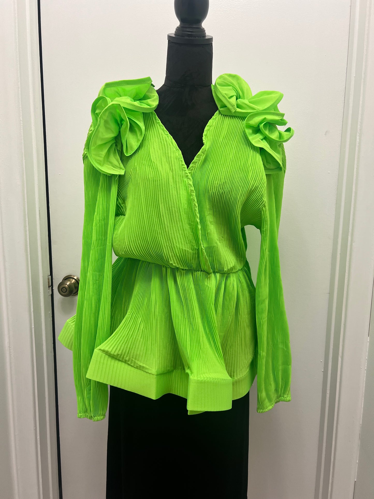 #44 Floral Pleat Top