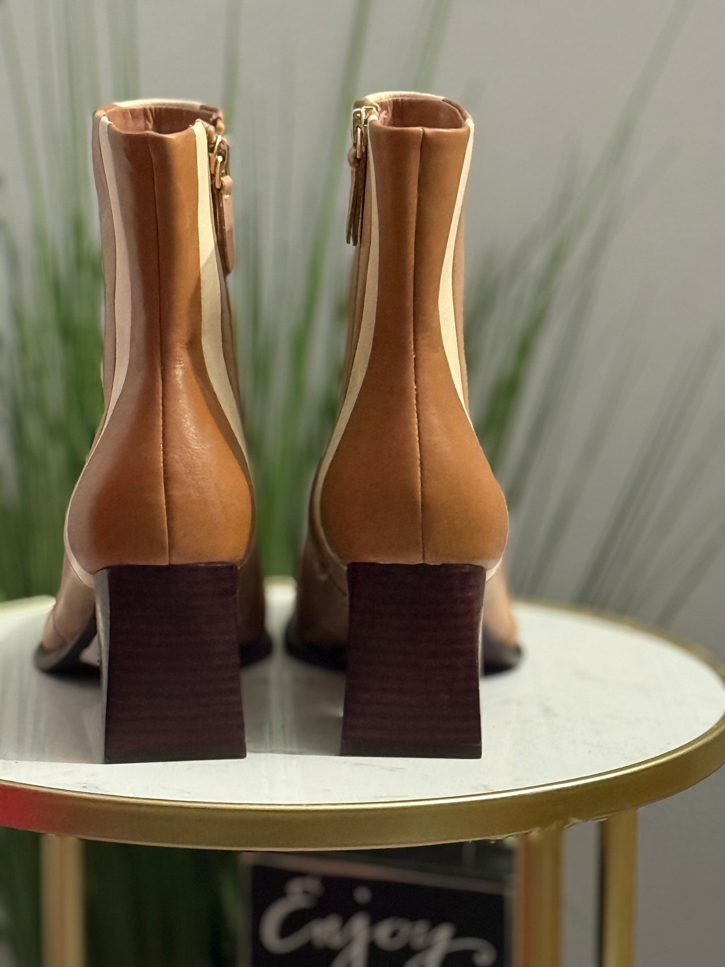 #233 Latte Swirl Boots