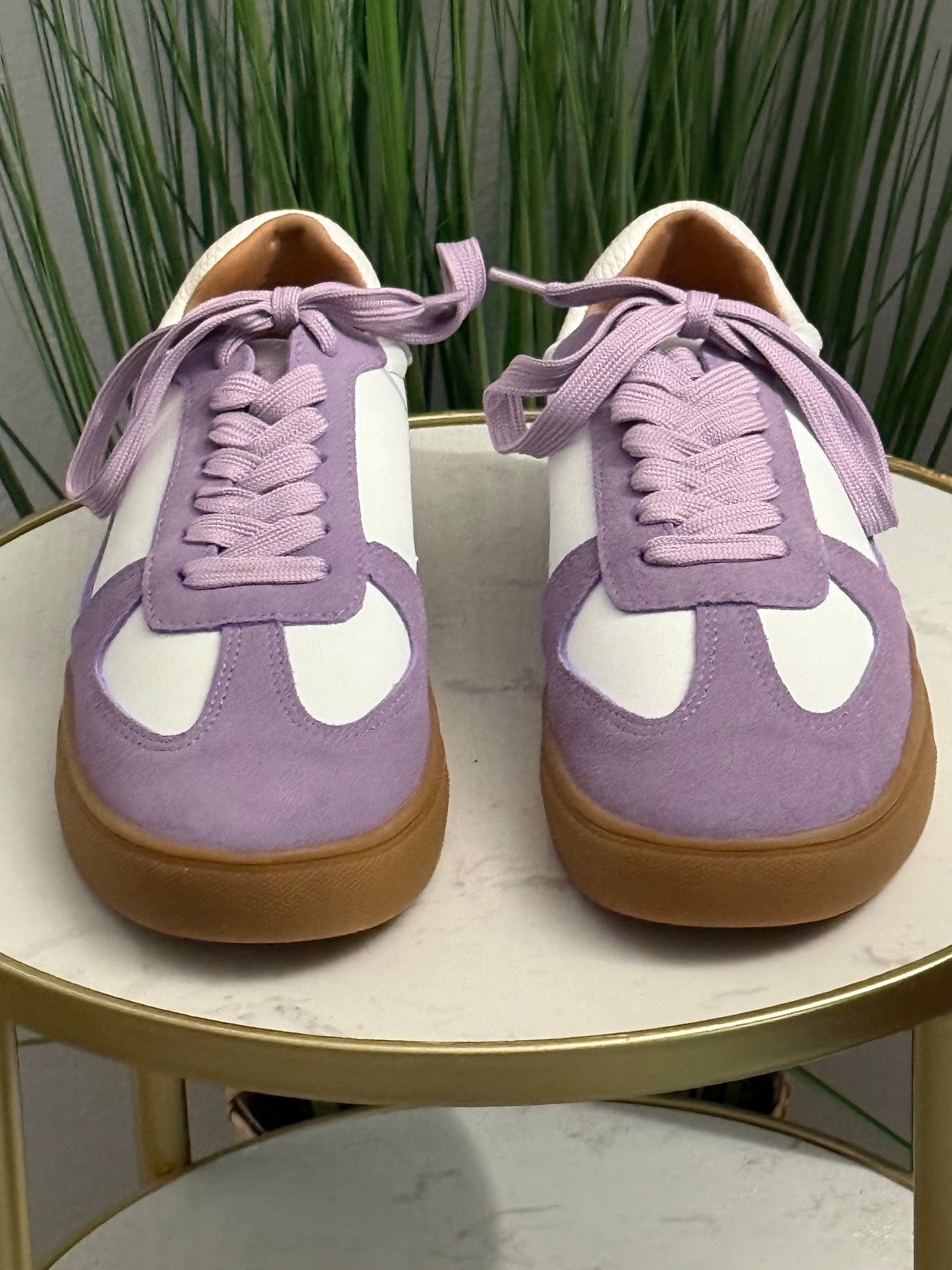#234 Katie Sneaker Lilac