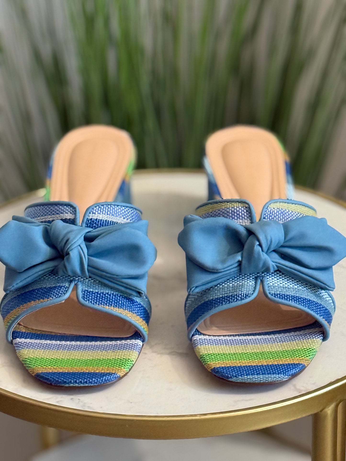 #238 Raffia Bow Kitten Heel