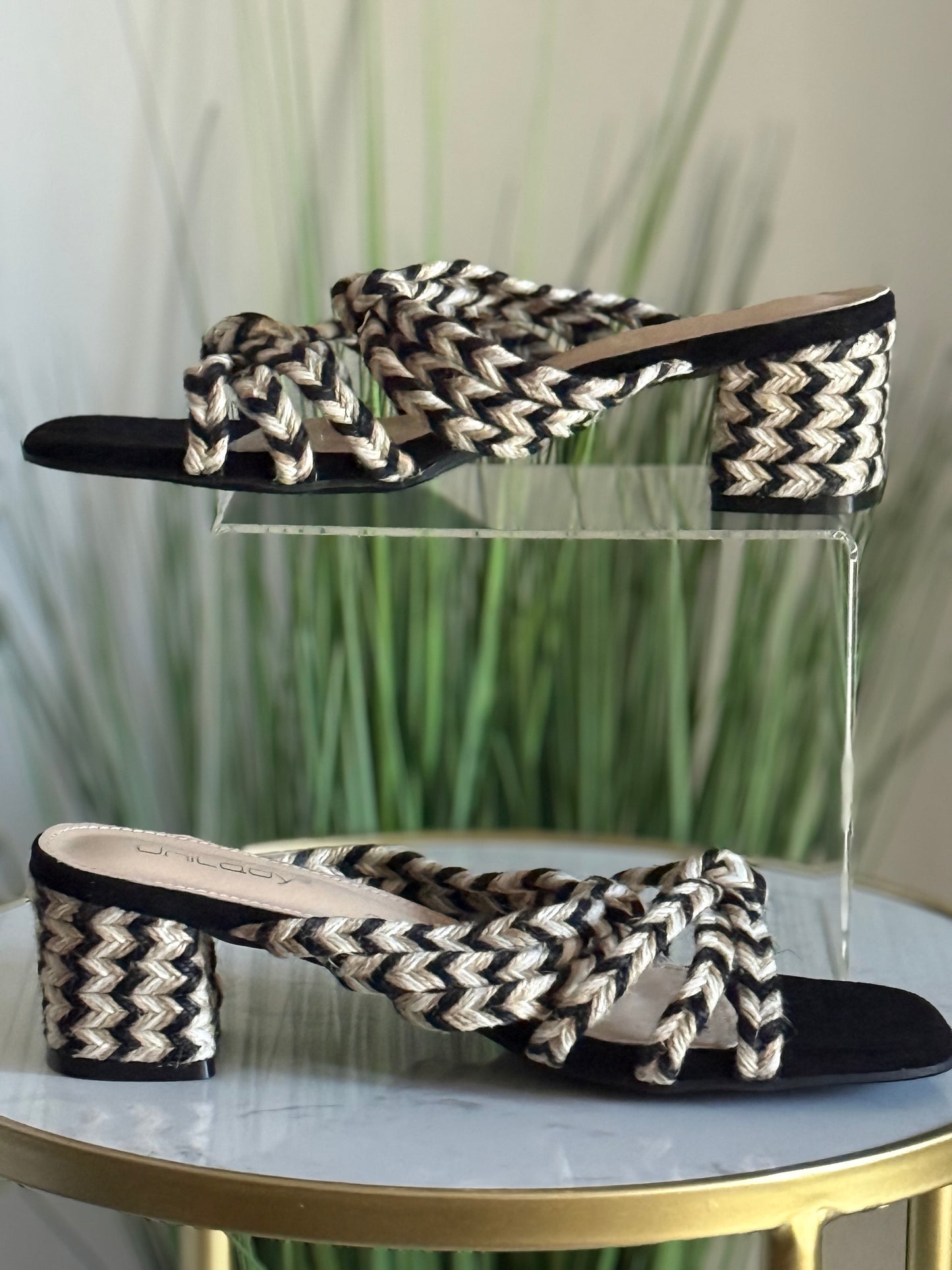 #208 Jasmine Raffia Sandal