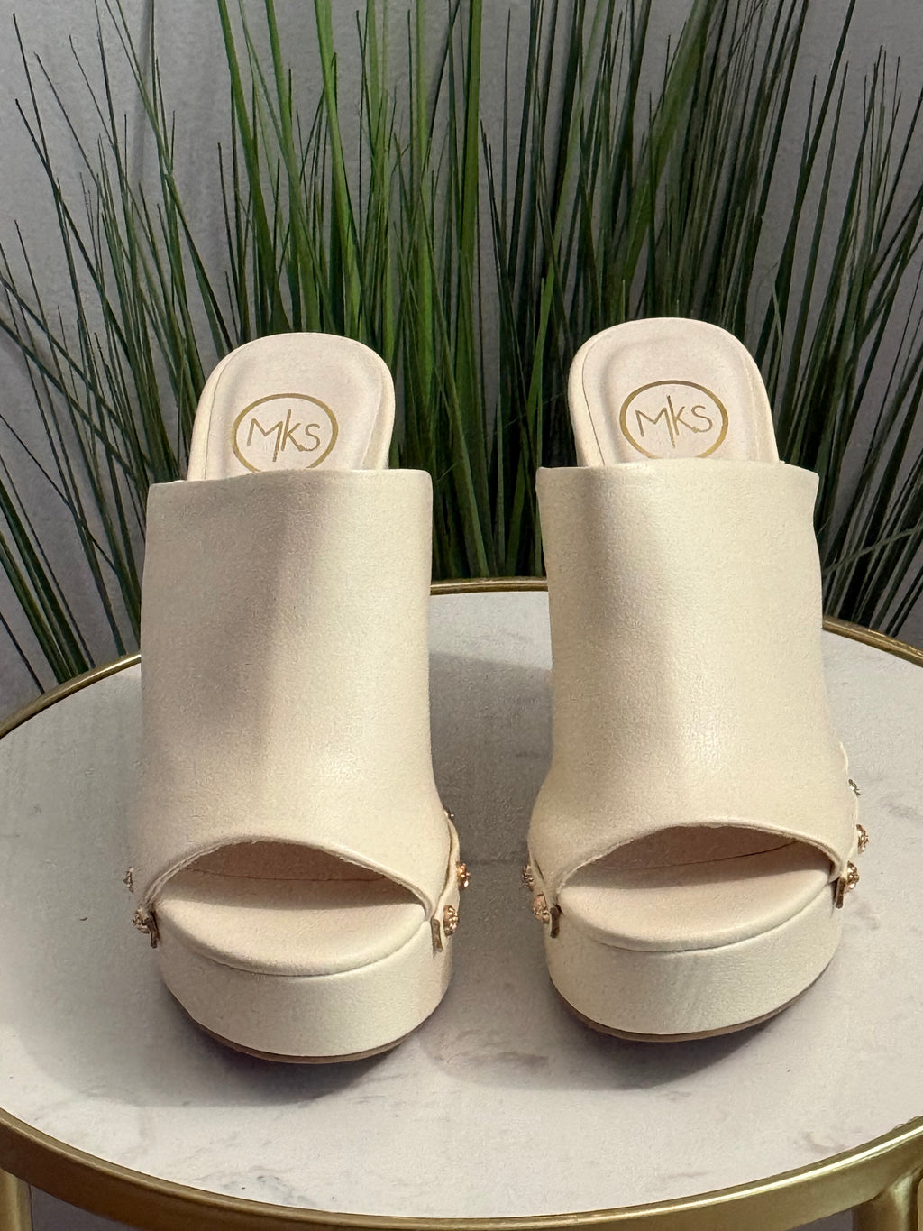 #220 Khole Platform Mule Heels