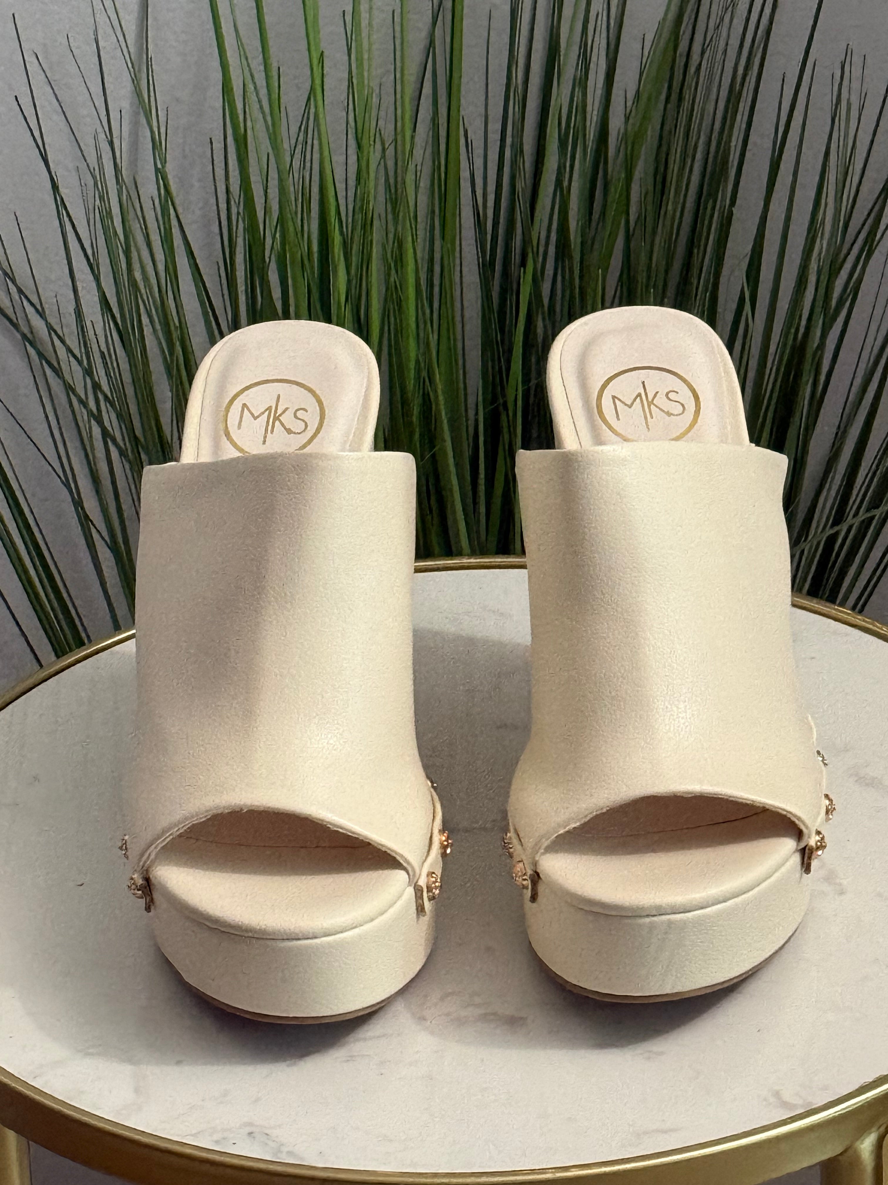 #220 Khole Platform Mule Heels