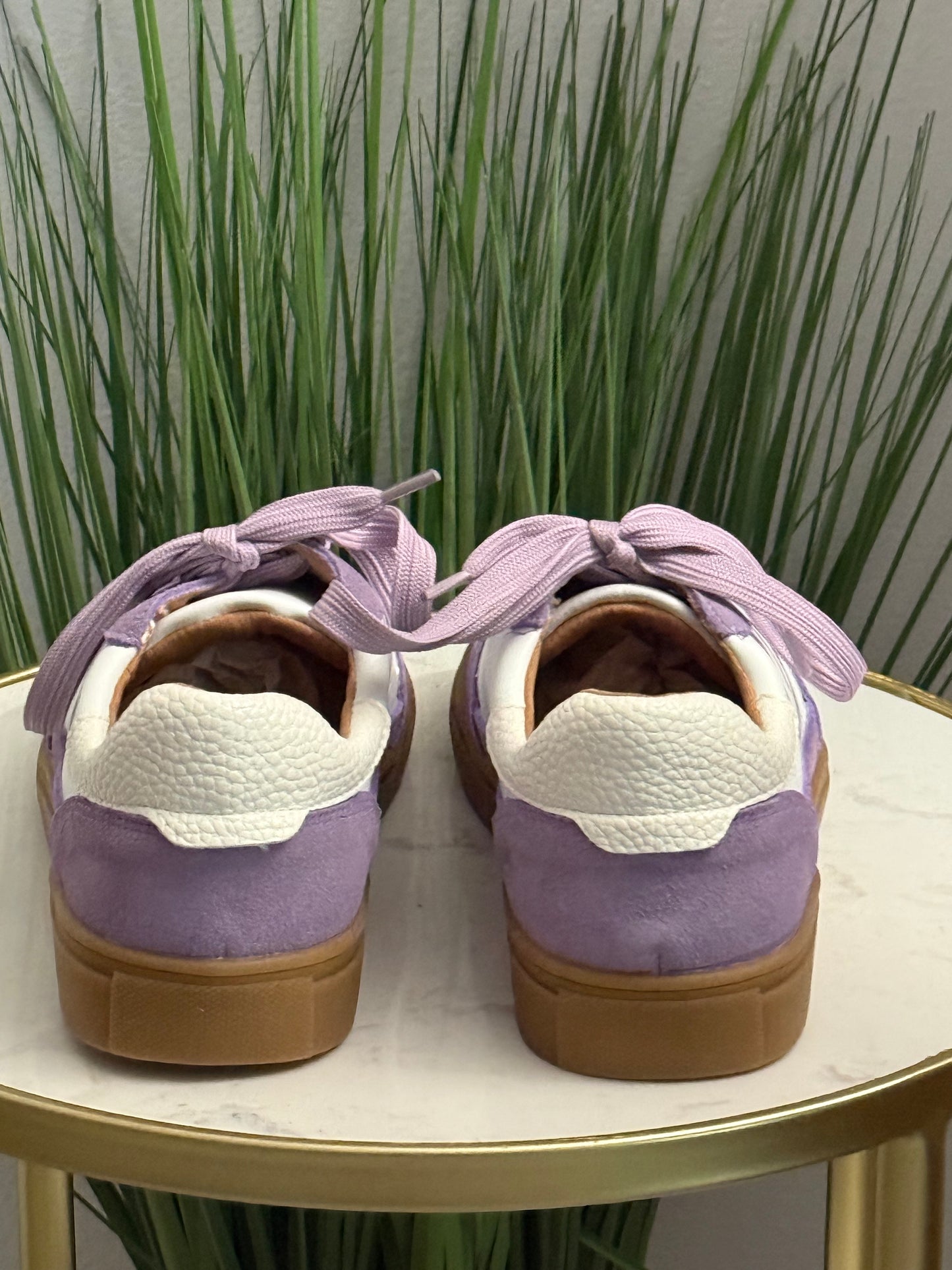 #234 Katie Sneaker Lilac