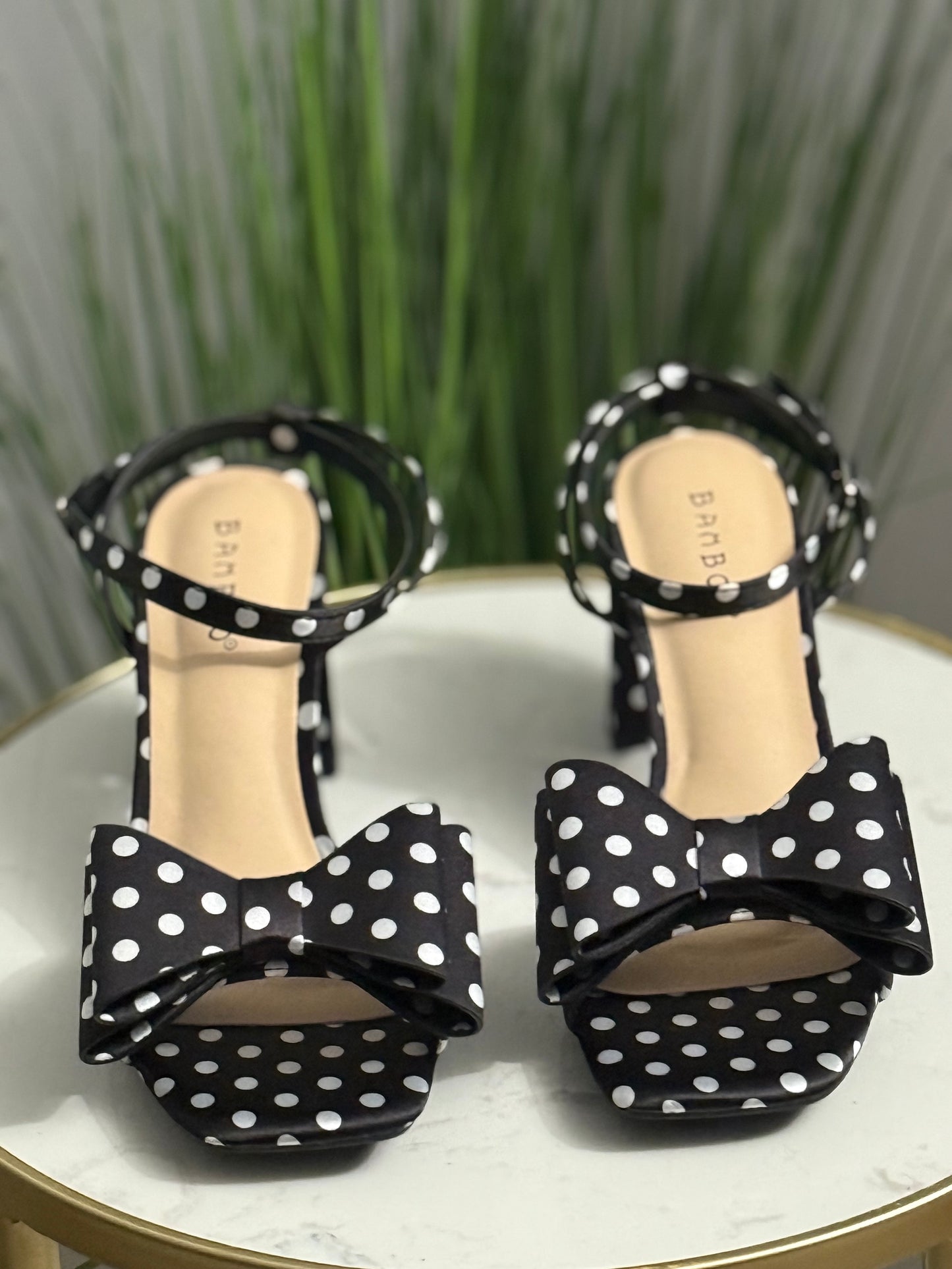 #276 Polka Dot Bow Heel