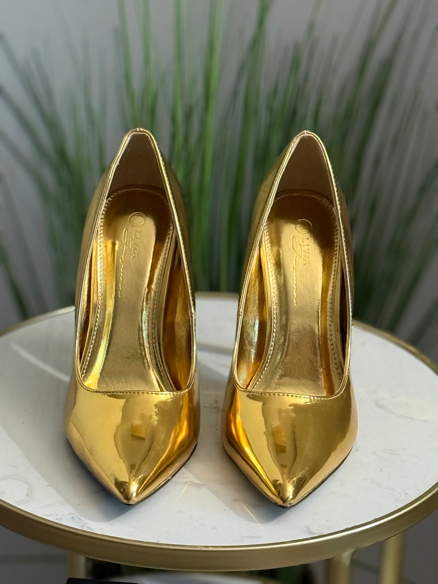 #334 Golden Pumps