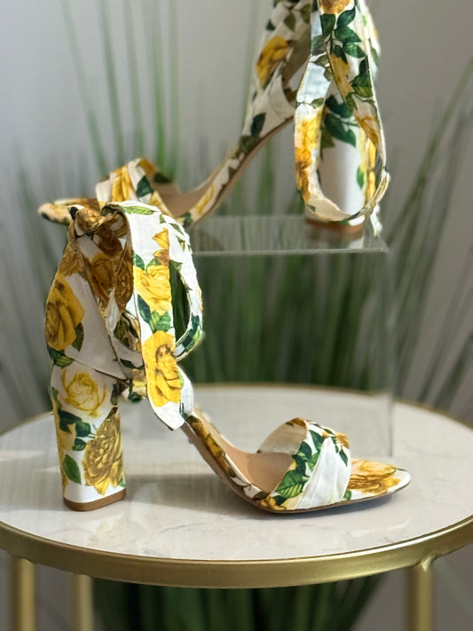 #214 Ankle Wrap Heel