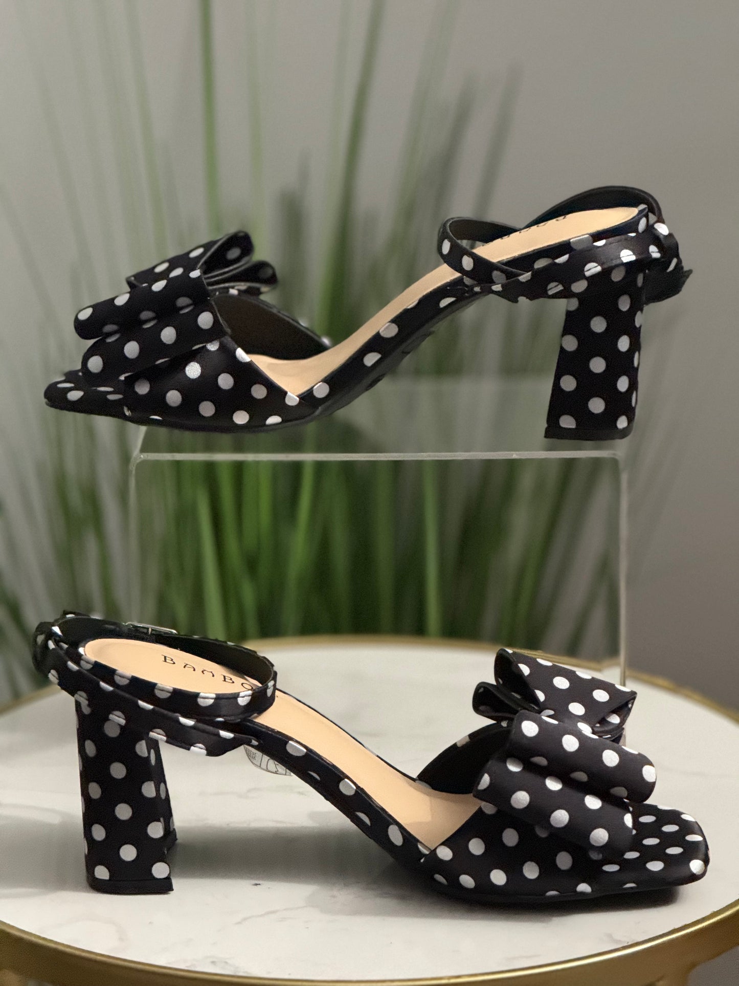 #276 Polka Dot Bow Heel