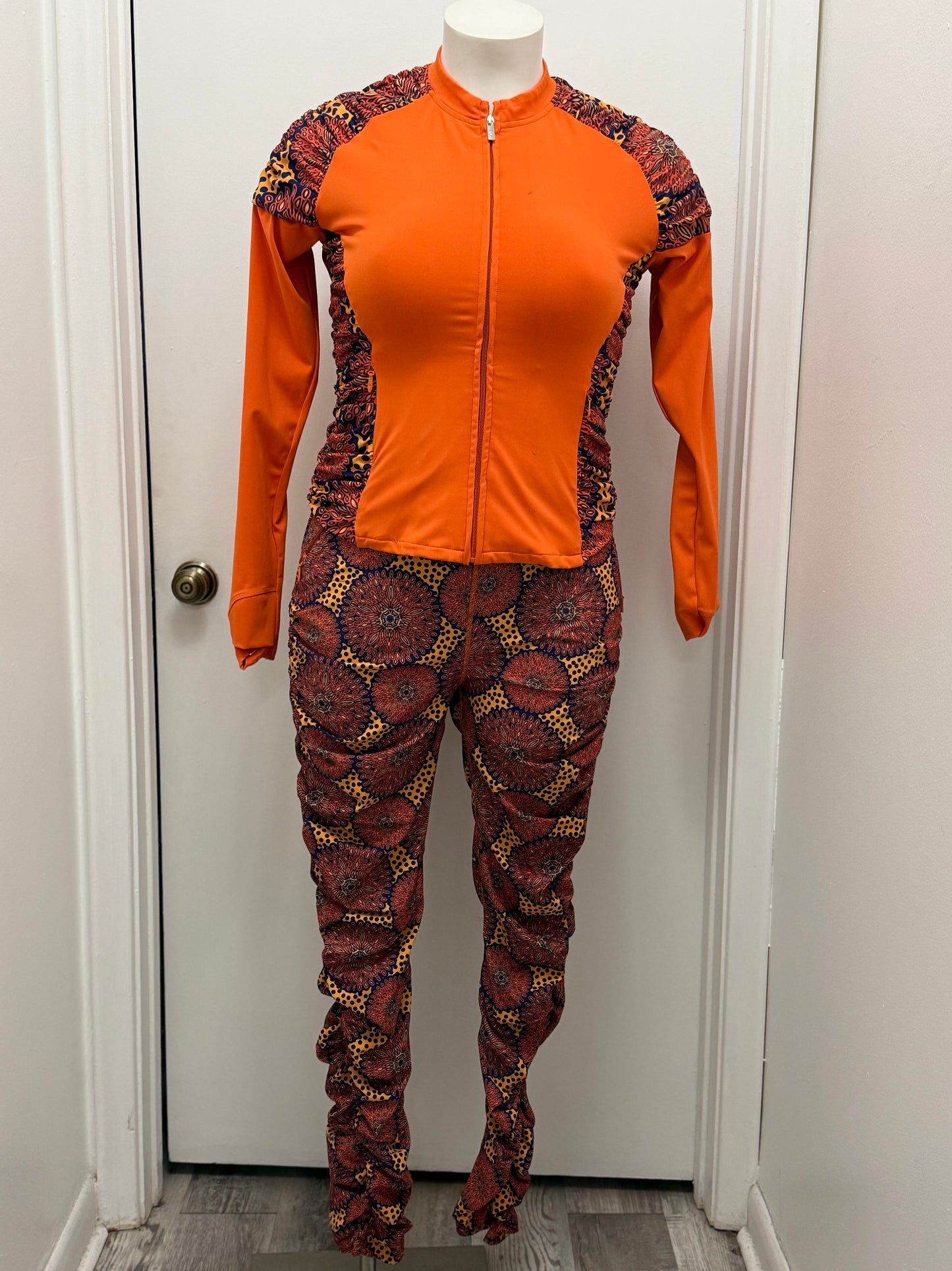 #136 sassy Jones Ruched Jogger Set