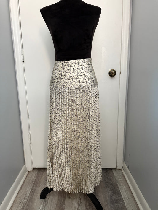 #29 Geometric Pleated Skirt