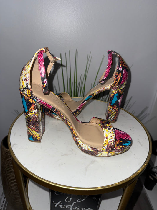 #220 Diva Reptile Platform Heels