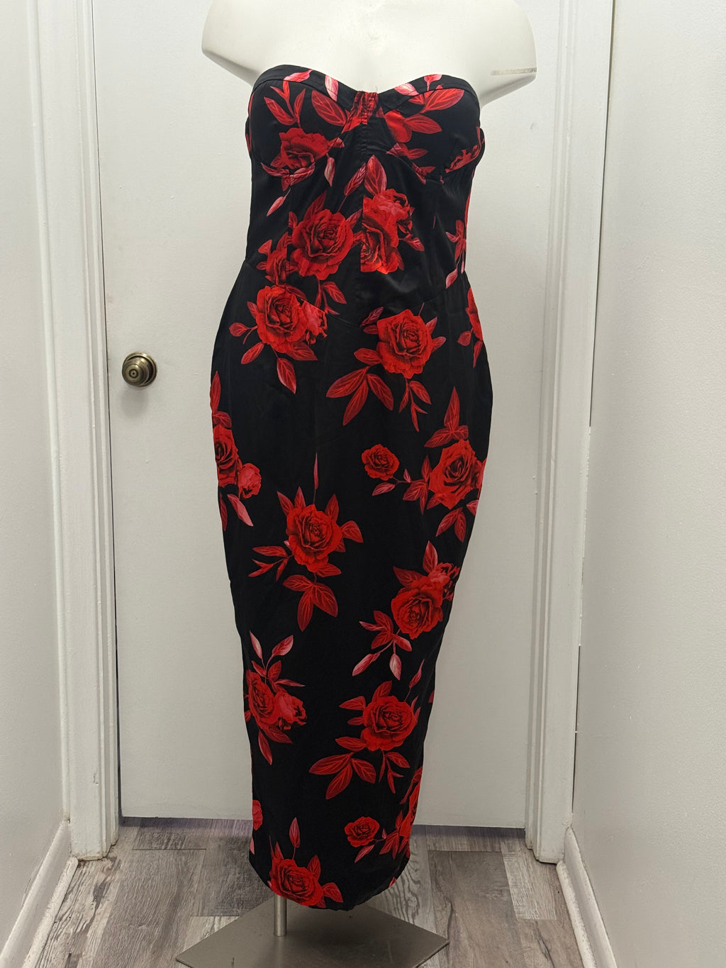 #79 Strapless Bodycon Midi Dress
