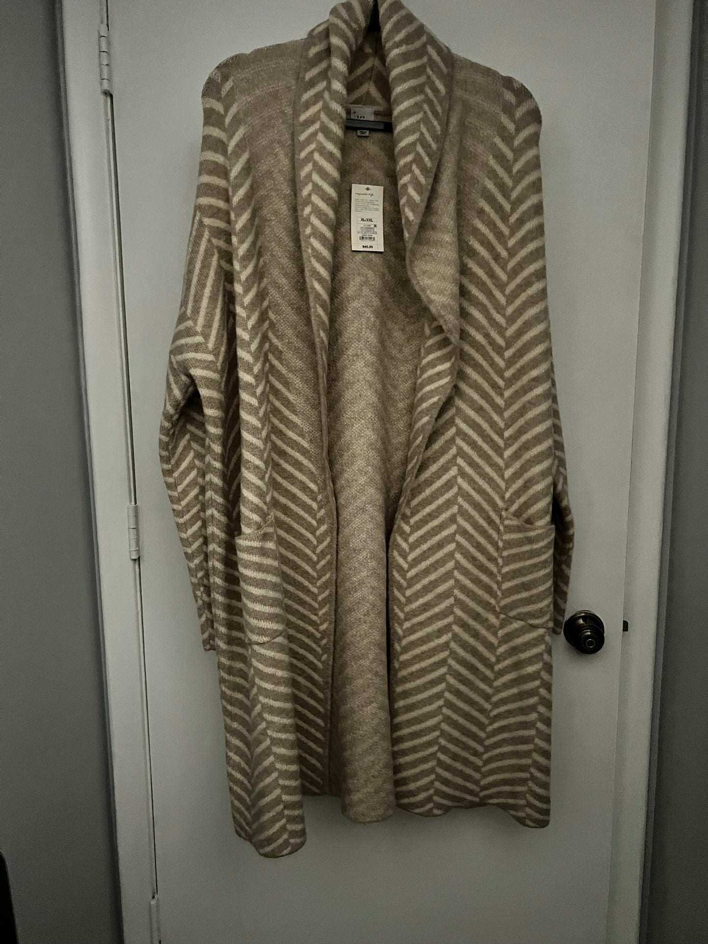 #48 Chevron Long Cardigan