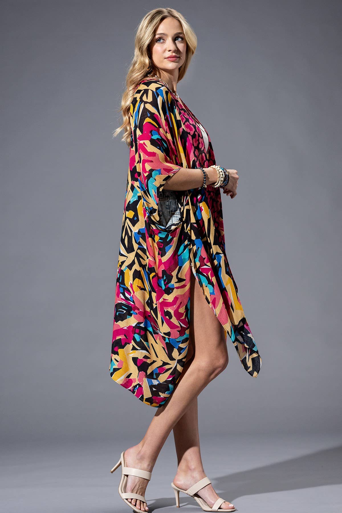 Abstract Multi Viscose Kimono: ABSTRACT MULTI